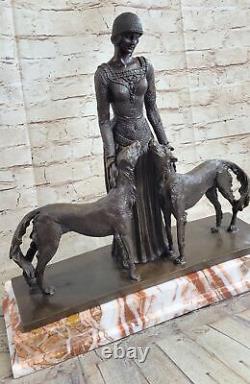 100% Véritable Bronze Art Déco Amis Toujours Dame Avec Chiens Statue Chiparus