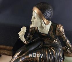 1925-30 ART DECO SCULPTURE statue par MENNEVILLE Dame aux colombes 53 cm 15kg