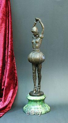 Art Deco Bronze Skulptur'tänzerin' Signiert