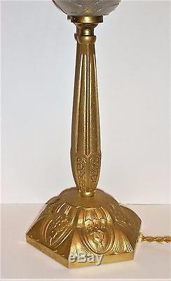 Ancienne Lampe art déco en bronze signée Noverdy