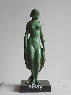 Ancienne Sculpture Statue en Bronze Art Deco Nu Feminin signee LUC