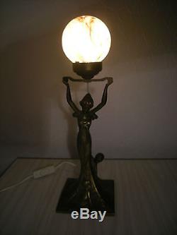 Ancienne lampe en bronze 1950 sculpture statue femme art deco vintage woman lamp