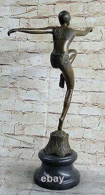 Art Déco Bronze Sculpture Stance Après Demetre Chiparus, Hauteur 48 CM Figurine