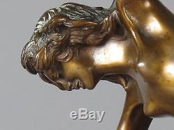 Belle sculpture Art Déco en bronze de CJR Colinet