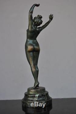 Bronze Art déco 1930 signé David Le réveil
