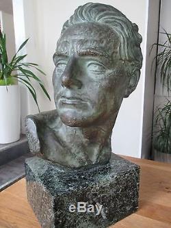 Buste de Mermoz régule patiné bronze Art Déco signé De Viggo 20441