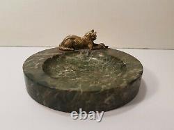 Cendrier vide poche marbre orné d' un chat en bronze art déco