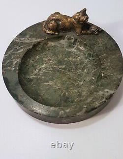 Cendrier vide poche marbre orné d' un chat en bronze art déco