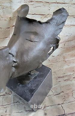 De Collection Bronze Sculpture Statue Art Déco Rare Salvador Dali Bisou