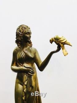 Femme A La Perruche Bronze Art Deco Signée D. H Chiparus