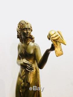 Femme A La Perruche Bronze Art Deco Signée D. H Chiparus