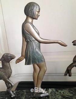 Grand Bronze polychrome Art déco Femme Agneaux signé JANLE