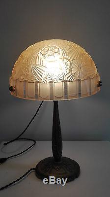 HETTIER-VINCENT lampe de table ou bureau art deco verre moulé bronze idem Muller