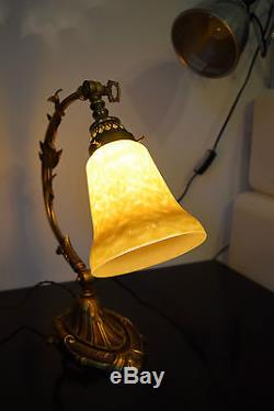 LAMPE DE BUREAU EN BRONZE ART DECO SIGNEE DAUM NANCY