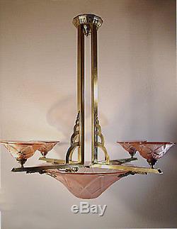 Lustre Art Deco En Bronze Vasque Et Coupelles Signe Hanots