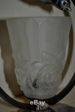 Lampe art déco / art nouveau. Tulipe en pâte de verre signé Degué. 1926-1939