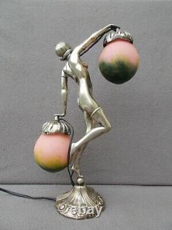 Lampe art deco en bronze argenté le verre français (vase etc.) sculpture femme