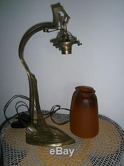 Lampe bronze et pate de verre signée schneider