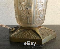 Lampe vase art déco 1930 bronze verre pressé decor floral signé Georges Leleu