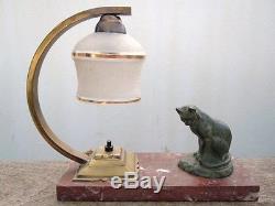 Lampe veilleuse sculpture chat bronze signé Ch Yrand époque Art Déco