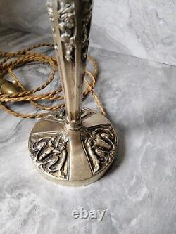 Magnifique pied de lampe art deco en bronze, joli décor à voir H 22 cm