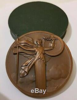 Médaille art deco femme Pierre Turin Assurance La Providence French art Medal