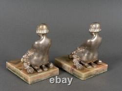 Paire de serre-livres Art Déco jeunes filles en bronze argenté socle onyx H5434