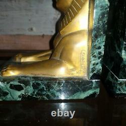 Paire de serre livres en bronze Sphinx Art Déco Signé C. Charles 1930