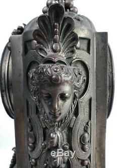 Pendule Garniture De Cheminee Avec Bougeoirs En Bronze 1880-1900