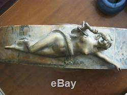 Pendule marbre art nouveau deco 1900 et bronze ou regule femme nue au serpent