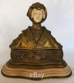 R Marques Sujet Chryselephantine En Bronze Dore Reine De France Art Deco C1239