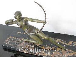 Salvatore Melani Ancienne sculpture Diane Chasseresse Art Deco en bronze