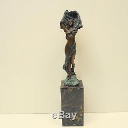 Statue Danseuse Sexy Style Art Deco Style Art Nouveau Bronze massif Signe