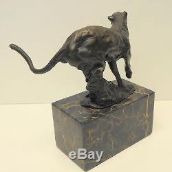 Statue Sculpture Leopard Animalier Style Art Deco Style Art Nouveau Bronze Signe