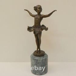 Statue en bronze Danseuse Style Art Deco Style Art Nouveau Bronze Signe
