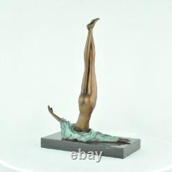 Statue en bronze Nue Danseuse Acrobate Sexy Style Moderne Style Art Deco Bronze
