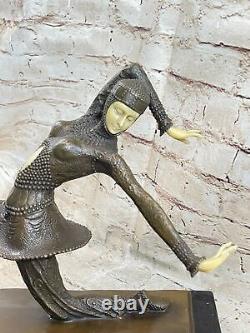 Superbe Vintage Art Déco Bronze De Un Danseuse Femme Signée Superbe Art