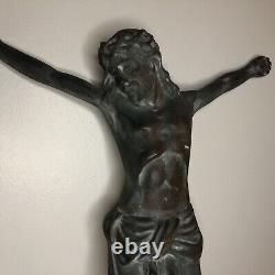 TORA 115 Statue du Christ crucifié Bronze art déco Signé A. Dubois 40 cm